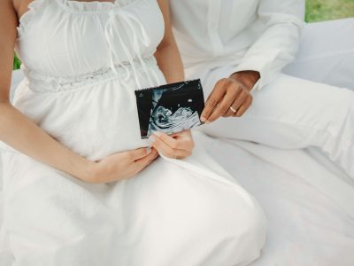 quand faire une s&eacute;ance photo grossesse